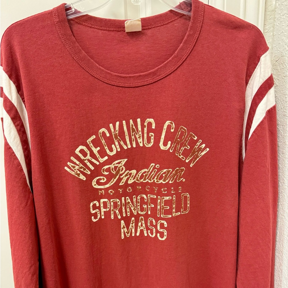 Lucky Brand men’s XL 3/4 length sleeve t-shirt. Heavyweight cotton material.